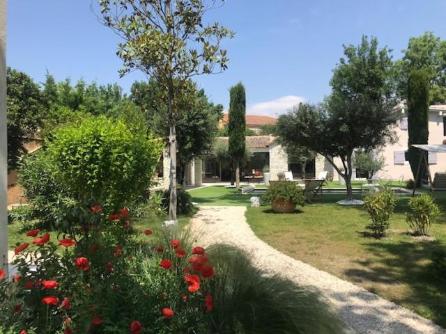 La Maison 1440 LʼIsle-sur-la-Sorgue Dış mekan fotoğraf
